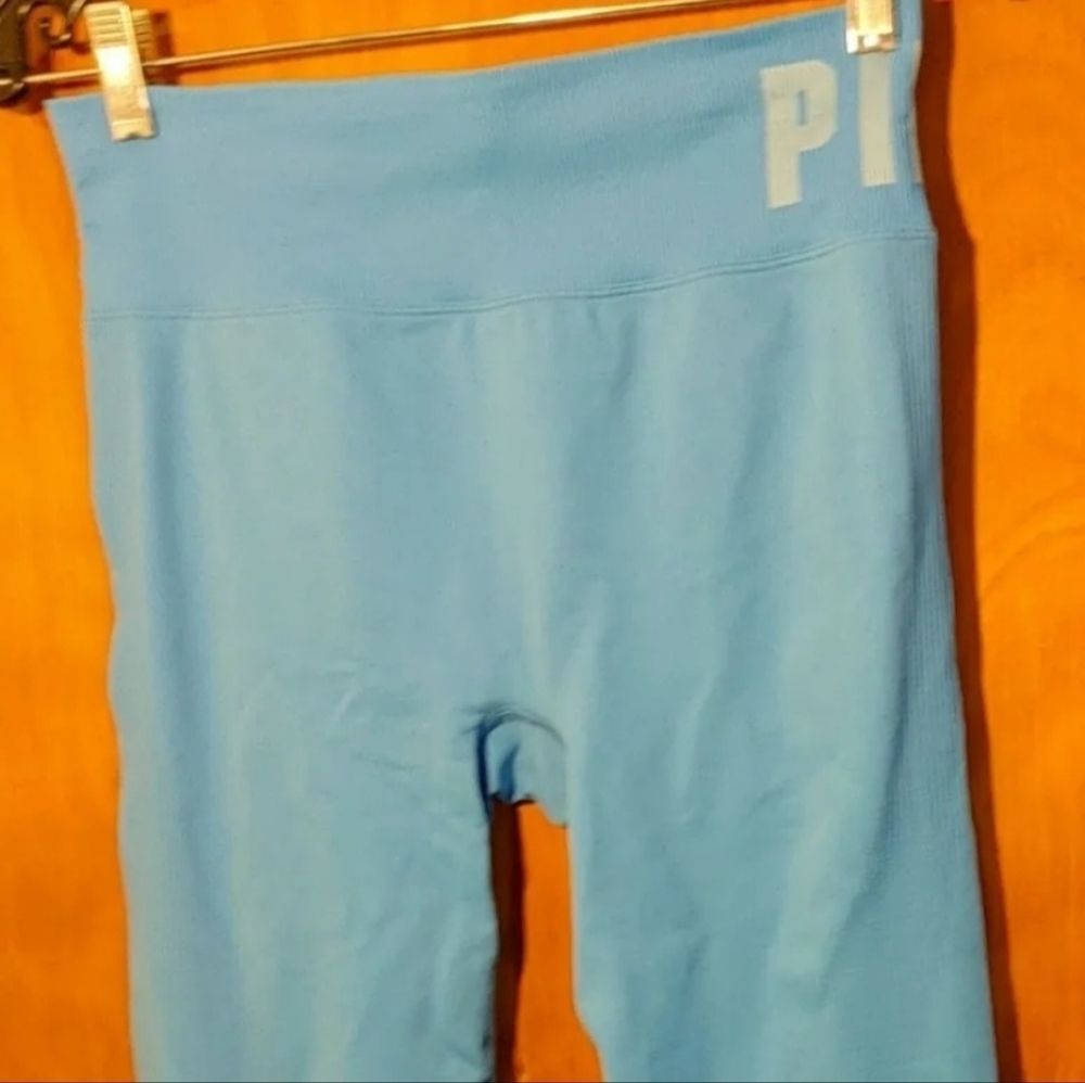 Victorias Secret   Pink Active   Seamless Yoga  Size  L  Leggings